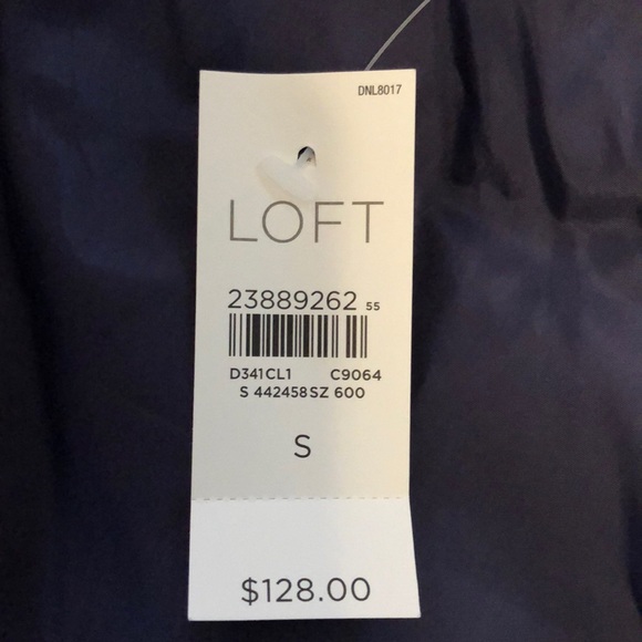 LOFT Puffer Jacket - Picture 6 of 6
